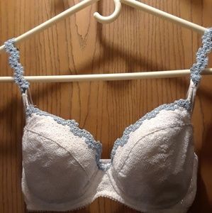 Jezebel: Plunge Bra
